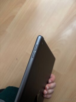 APPLE IPAD (2021) 64GB WI-FI VESMÍRNE SIVÝ - 3