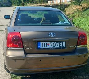 Predam Toyotu Avensis 1,8VVTI, benzin - 3