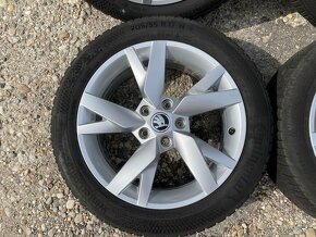 5x112 R17 original Škoda Octavia 4 LYRA + zimné pneu - 3