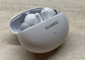 Huawei FreeBuds 6i - 3