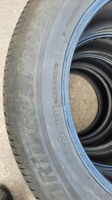 235/55r18 - 3