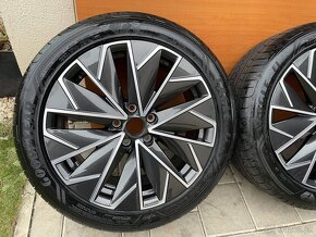 PROPUS Orig.skoda Superb3 5x112  8jx18   ET 44 VW  235 45 R1 - 3