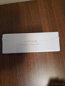 Airpods gen 3. - 3