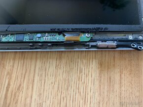 Predam lcd na Macbook Pro A1278 - 3