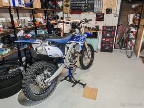 Yamaha yzf 250 - 3