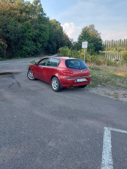 Alfa Romeo 147 REZERVOVANÉ - 3