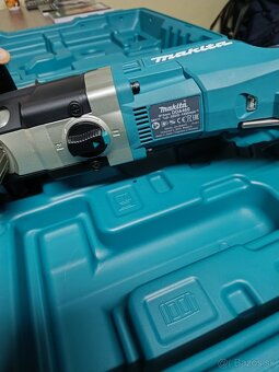 Makita - 3