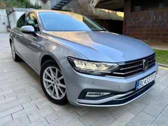 Volkswagen Passat 2.0 TDI Business 4Motion DSG - 3