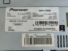 Pioneer DEH 1730R a DRON - 3