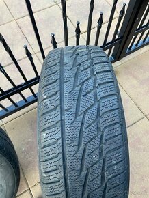 205/60 r16 - 3