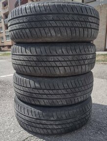 Pneumatiky na dojazd 185/65 r15 Barum - spolu 15€ - 3