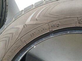 Nokian 185/ 60/ R 15 - 3