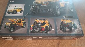 LEGO Technic 42122 - Jeep® Wrangler - 3