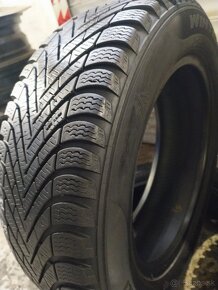 Pirelli zimné 185/60/R15 - 3