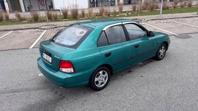 Hyundai accent 1.3 - 3