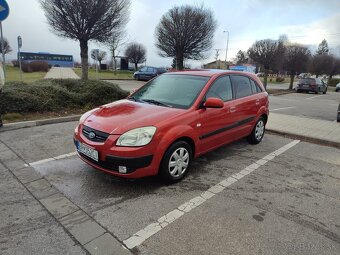 Kia Rio 1.4 benzín - 3