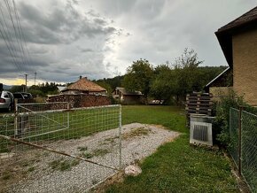 Predaj, stavebný pozemok s veľkou záhradou - 3