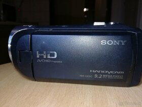 Predám kameru sony cx 240 veľmi málo používanú - 3