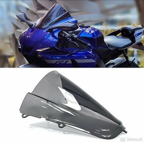 Yamaha R1 štít čierny Windshield YZF R1M - 3