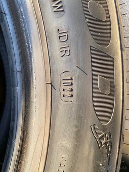 Good Year Efficient Grip 245/50R 18 - 3