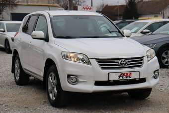 Toyota RAV4 - 3