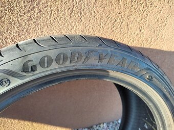 Predám letné pneumatiky 235/40 R18 Goodyear - 3