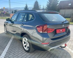 BMW X1 xDrive 20i (4x4) Luxury - 3