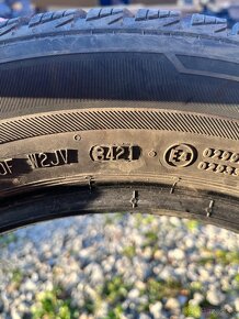 PNEU 205/55 R16 - 3