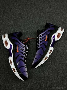 Nike Air Max Plus "Voltage Purple/Total Orange/Purple Agate" - 3