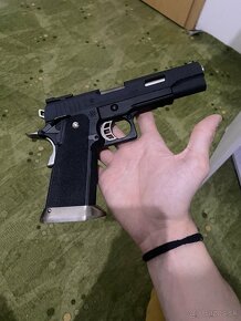 WE-hi capa GBB - 3