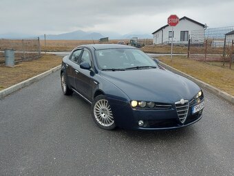 Alfa Romeo 2,4 JTDm, 147kW - 3