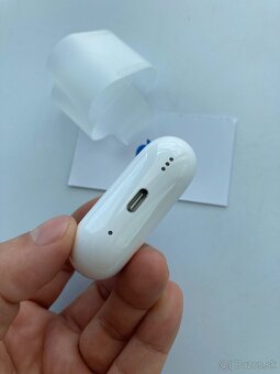 Originál Nahradný Case pre Airpods Pro 2 USB-C MTJV3ZM/A - 3