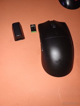 Razer hyperspeed v3 + wireless dongle - 3