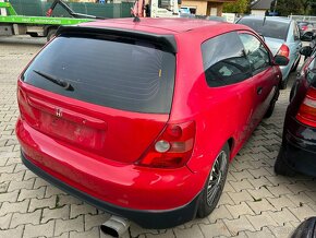 Lacno rozpredám Honda Civic 2000-2005 na náhradné diely - 3