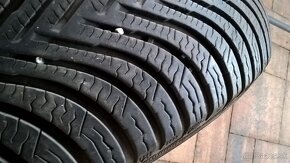 ZIMNÉ 205/60 R16 92H MICHELIN a FULDA cca 7mm UŽ OD 35-€/kus - 3