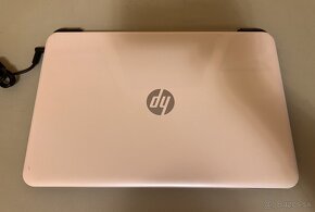 HP 15-r164nc / Celeron N2840 / 15,6" - 3