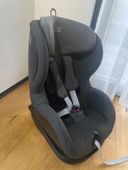 BRITAX RÖMER Trifix2 i-Size - 3