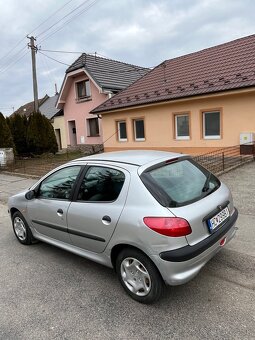 Predám Peugeot 206 - 3