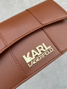 Menšia Crossbody kabelka Karl Lagerfeld - hnedá - 3