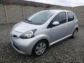 Toyota Aygo 1.0i 65PS KLIMA/SERVO/STK 2026 - 3