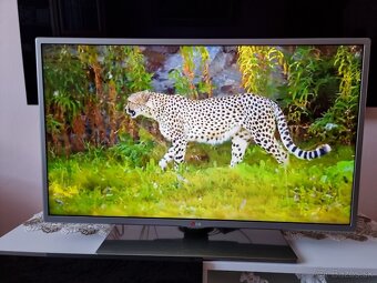 Predám SMART LED TV LG 39LB570V Full HD s Wi-Fi - 3