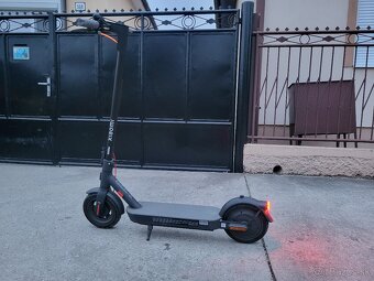 Xiaomi Electric Scooter 4 Pro - 3