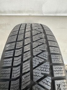 Plechové disky +Zimne pneu Kumho 215/70 R16 5x115 - 3