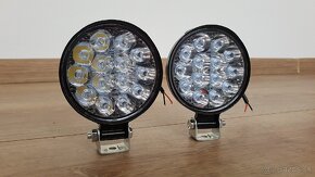 LED SVETLA OKRUHLE - 2ks - 42W 

 - 3