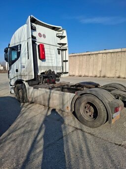 Na predaj ťahač IVECO Stralis s hydraulikou - 3