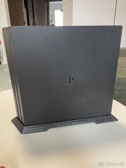 Playstation 4 Pro - 3