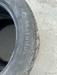 235/50r18 - 3