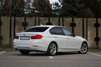 BMW Rad 3 320i A/T Sport Line - 3