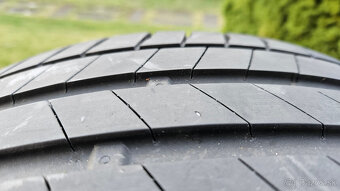 BRIDGESTONE TURANZA - 235/40 r19 (jedna pneu poškozena) - 3