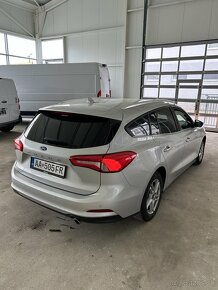 Ford Focus Kombi 1.5 TDCI A/T - 3